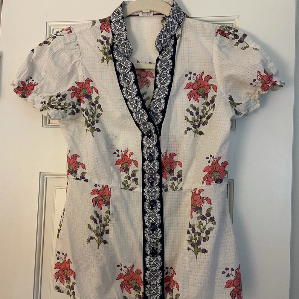 Anthropologie button down blouse